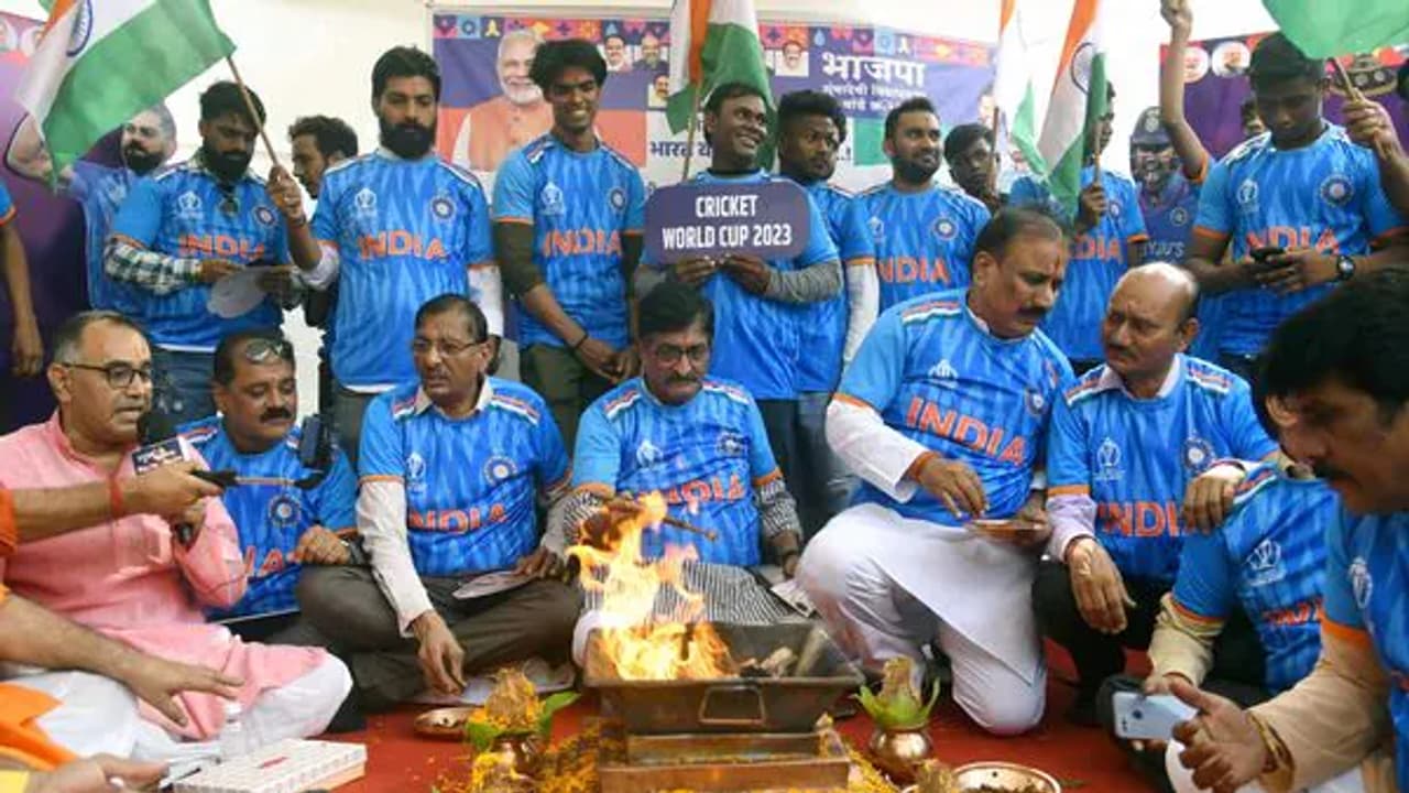 Watch: Fans Frame Player Photos At Kanpur Temple As Prayers Rise Before India vs Pakistan T20 World Cup Clash