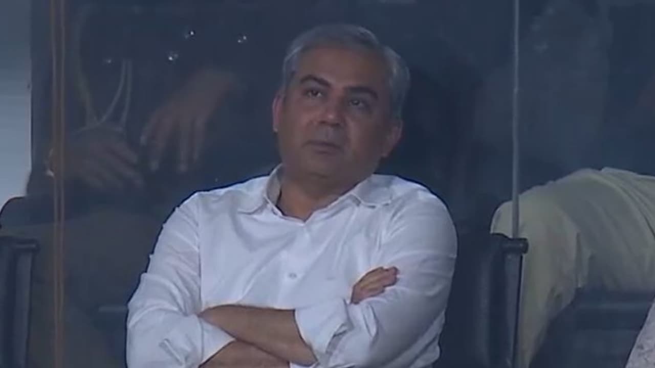IND vs PAK, T20 WC: Mohsin Naqvi Vanishes from Stadium Before Pakistan's Humiliating Loss (WATCH)