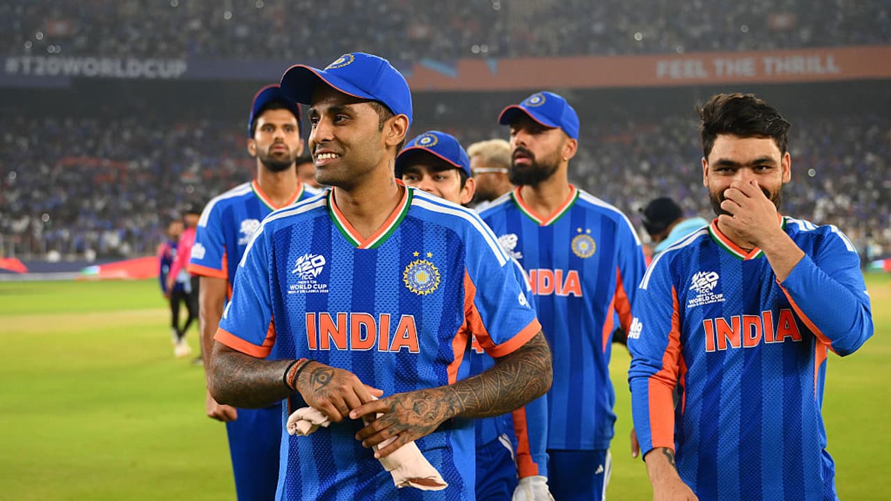 T20 World Cup 2026: ಸೂಪರ್-8ನಲ್ಲಿ ಭಾರತದ ಎದುರಾಳಿಗಳು ಯಾರು? ಮೊದಲ ಪಂದ್ಯ ಎಲ್ಲಿ? ಯಾವಾಗ? ಸಂಪೂರ್ಣ ವೇಳಾಪಟ್ಟಿ T20 World Cup 2026: ಸೂಪರ್-8ನಲ್ಲಿ ಭಾರತದ ಎದುರಾಳಿಗಳು ಯಾರು? ಮೊದಲ ಪಂದ್ಯ ಎಲ್ಲಿ? ಯಾವಾಗ? ಸಂಪೂರ್ಣ ವೇಳಾಪಟ್ಟಿ