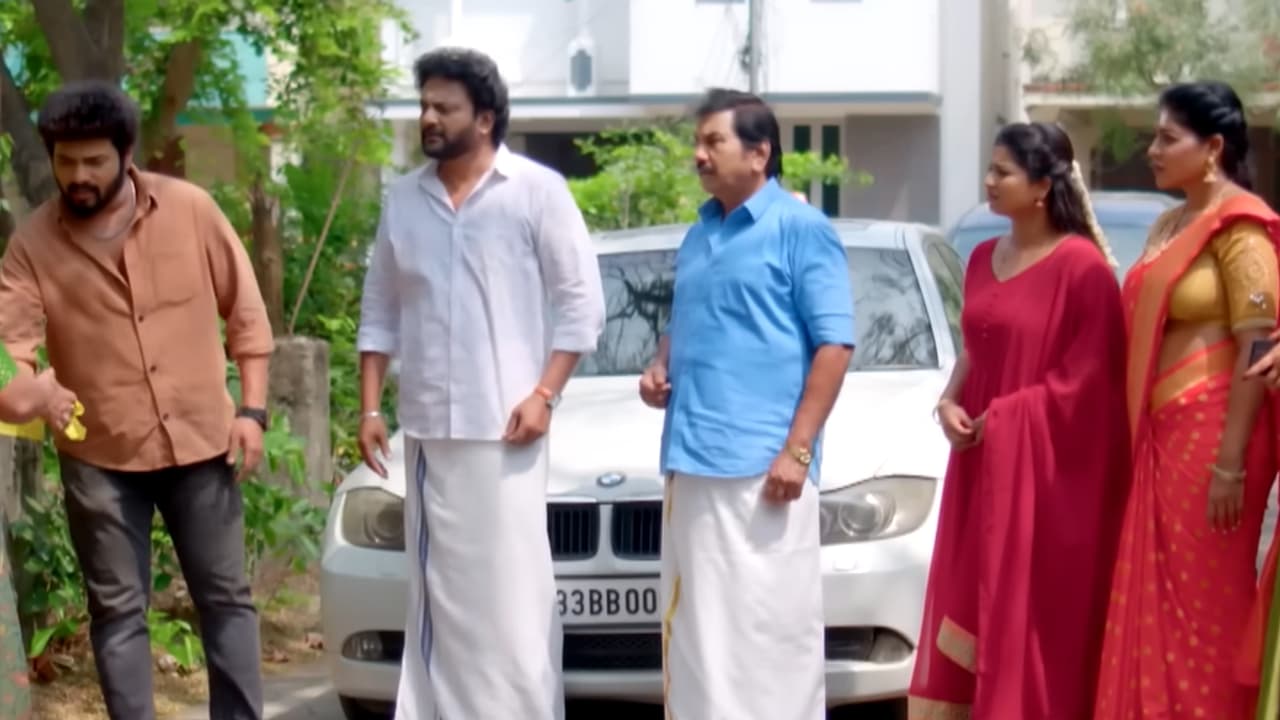 யாருக்கும் தெரியாமல் பிளான் பண்ணிய கார்த்திக் – ஷாக்கான சந்திரகலா; கார்த்திகை தீபம் சீரியல்!