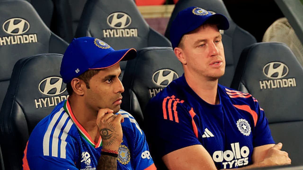 "Throw a million slower balls" – Cricket Analyst mocks India’s batting flaws after South Africa rout