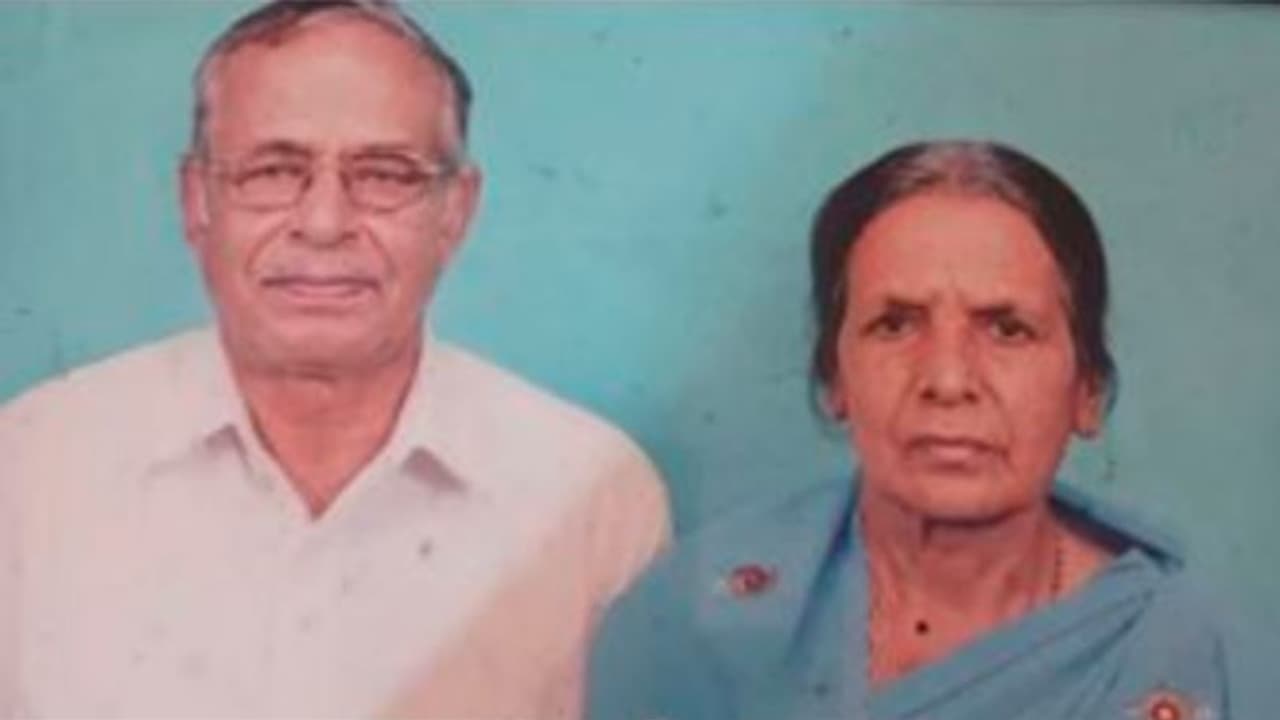 ಹಾಸನ: ಮಕ್ಕಳಿಂದ ಸಿಗದ ಪ್ರೀತಿ: ವೃದ್ಧಾಶ್ರಮದಿಂದ ಬಂದು ಸಾವಿಗೆ ಶರಣಾದ ದಂಪತಿ | Neglect From Childrens Elderly Couple Surrendered To Death In Hassan ಹಾಸನ: ಮಕ್ಕಳಿಂದ ಸಿಗದ ಪ್ರೀತಿ: ವೃದ್ಧಾಶ್ರಮದಿಂದ ಬಂದು ಸಾವಿಗೆ ಶರಣಾದ ದಂಪತಿ | Neglect From Childrens Elderly Couple Surrendered To Death In Hassan