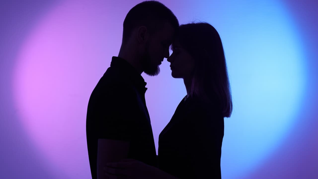 Love Psychology: ಹುಡುಗರಾ? ಹುಡುಗಿಯರಾ? ಮೊದಲು ಪ್ರೀತಿಯಲ್ಲಿ ಬೀಳೋದು ಯಾರು ಗೊತ್ತಾ? Love Psychology: ಹುಡುಗರಾ? ಹುಡುಗಿಯರಾ? ಮೊದಲು ಪ್ರೀತಿಯಲ್ಲಿ ಬೀಳೋದು ಯಾರು ಗೊತ್ತಾ?