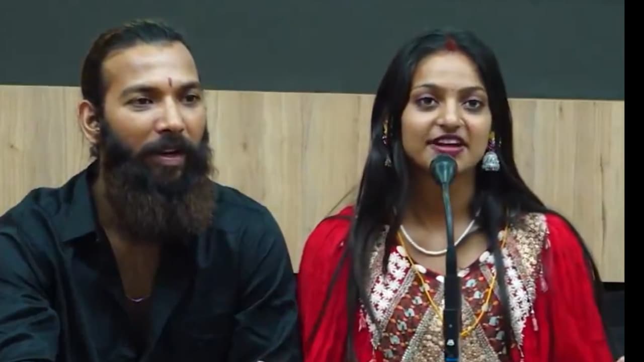 Monalisa Viral Sensation: POCSO Case Filed Against Husband After Minor Marriage Revelation