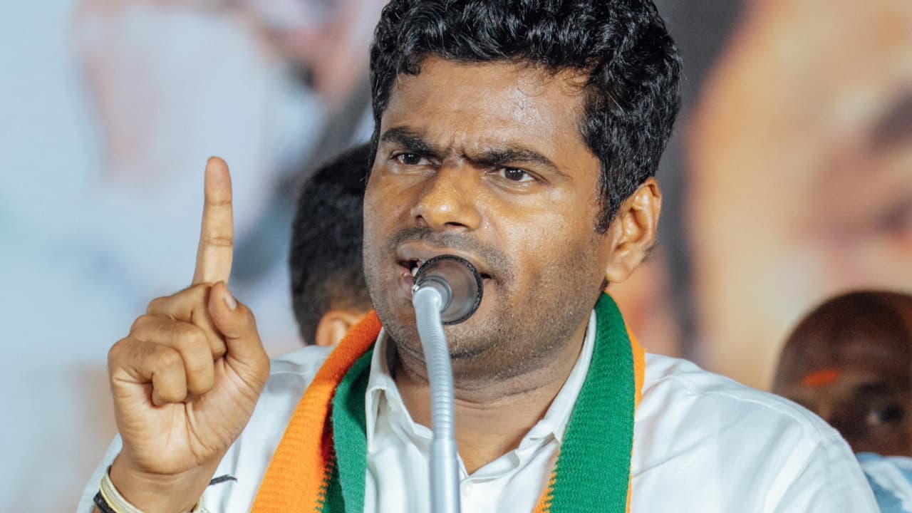 Election ತಮಿಳುನಾಡಿನಲ್ಲಿ ಎನ್ಡಿಎ ಸೀಟು ಹಂಚಿಕೆ ಫೈನಲ್, 234 ಸ್ಥಾನ ಪೈಕಿ ಬಿಜೆಪಿಗೆ ಸಿಕ್ಕಿದ್ದು 27 ಸೀಟು ಮಾತ್ರ | Nda Finalize Nda Seat Sharing In Tamil Nadu Bjp Gets Only 27 Out Of 234 Constituencies Election ತಮಿಳುನಾಡಿನಲ್ಲಿ ಎನ್ಡಿಎ ಸೀಟು ಹಂಚಿಕೆ ಫೈನಲ್, 234 ಸ್ಥಾನ ಪೈಕಿ ಬಿಜೆಪಿಗೆ ಸಿಕ್ಕಿದ್ದು 27 ಸೀಟು ಮಾತ್ರ | Nda Finalize Nda Seat Sharing In Tamil Nadu Bjp Gets Only 27 Out Of 234 Constituencies