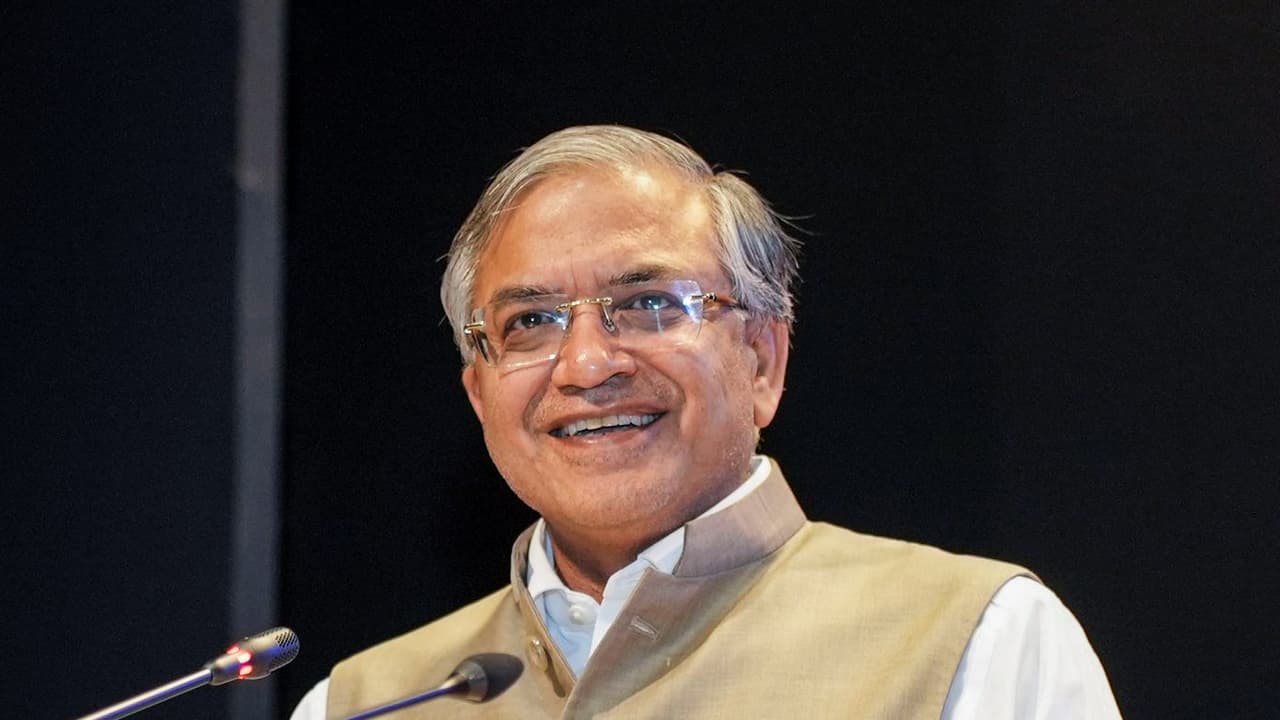 জ্ঞানেশ কুমার: এসআইআর বিতর্কে মুখ্য নির্বাচন কমিশনার