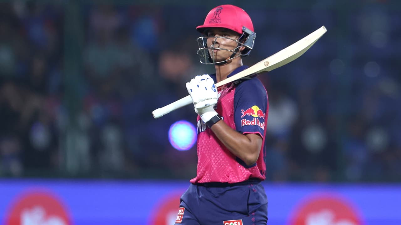 ಜುರೆಲ್-ಜೈಸ್ವಾಲ್ ಬೊಂಬಾಟ ಆಟ; ಬಿಷ್ಣೋಯ್ ದಾಳಿಗೆ ಮುಳುಗಿದ ಗುಜರಾತ್ ಟೈಟಾನ್ಸ್ ಜುರೆಲ್-ಜೈಸ್ವಾಲ್ ಬೊಂಬಾಟ ಆಟ; ಬಿಷ್ಣೋಯ್ ದಾಳಿಗೆ ಮುಳುಗಿದ ಗುಜರಾತ್ ಟೈಟಾನ್ಸ್