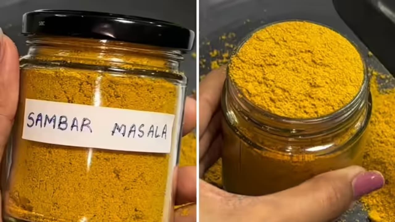 ಒಮ್ಮೆ ಈ ಸಾಂಬಾರ್ ಪುಡಿ ಟ್ರೈ ಮಾಡಿದ್ರೆ… ಹೋಟೆಲ್ ರುಚಿ ನಿಮ್ಮ ಮನೆಲ್ಲೇ ಒಮ್ಮೆ ಈ ಸಾಂಬಾರ್ ಪುಡಿ ಟ್ರೈ ಮಾಡಿದ್ರೆ… ಹೋಟೆಲ್ ರುಚಿ ನಿಮ್ಮ ಮನೆಲ್ಲೇ