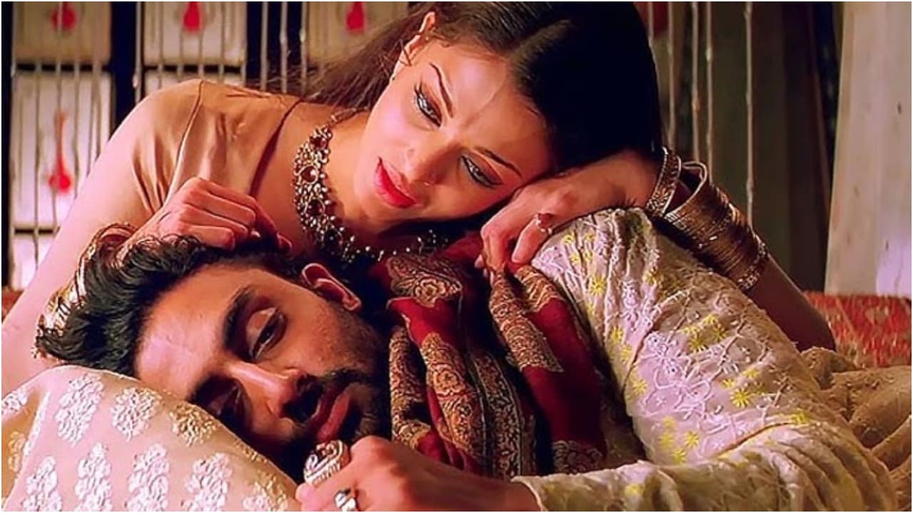 ಡಿವೋರ್ಸ್ ಸುದ್ದಿಗೆ ಉತ್ತರ ಸಿಕ್ತು ಬಿಡಿ.. ಮೌನ ಮುರಿದು ಪತ್ನಿ-ಮಗಳ ಬಗ್ಗೆ ‘ಜೂನಿಯರ್ ಬಿ’ ಬಿಚ್ಚಿಟ್ಟ ಸತ್ಯಗಳಿವು! | Abhishek Bachchan Talks About His Family Norms And Aishwarya Rai And Daughter Aaradhya ಡಿವೋರ್ಸ್ ಸುದ್ದಿಗೆ ಉತ್ತರ ಸಿಕ್ತು ಬಿಡಿ.. ಮೌನ ಮುರಿದು ಪತ್ನಿ-ಮಗಳ ಬಗ್ಗೆ ‘ಜೂನಿಯರ್ ಬಿ’ ಬಿಚ್ಚಿಟ್ಟ ಸತ್ಯಗಳಿವು! | Abhishek Bachchan Talks About His Family Norms And Aishwarya Rai And Daughter Aaradhya