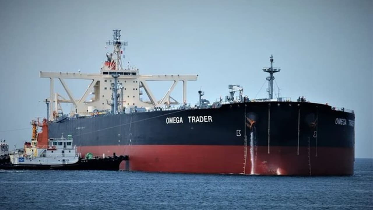 Iran Imposes $1/Barrel Crypto Toll on Hormuz Tankers Amid Ceasefire Tensions