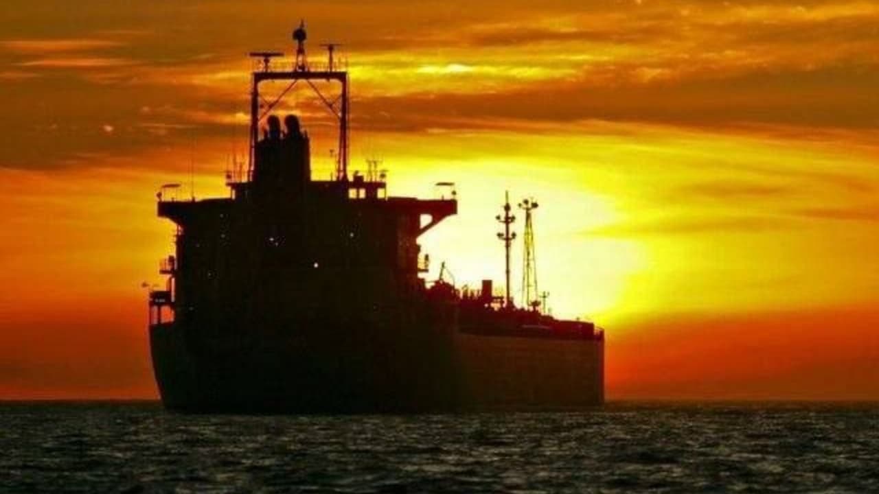 India Faces Fresh Energy Challenges With Russian Oil Waiver Expiry & Rising Global Crude Prices