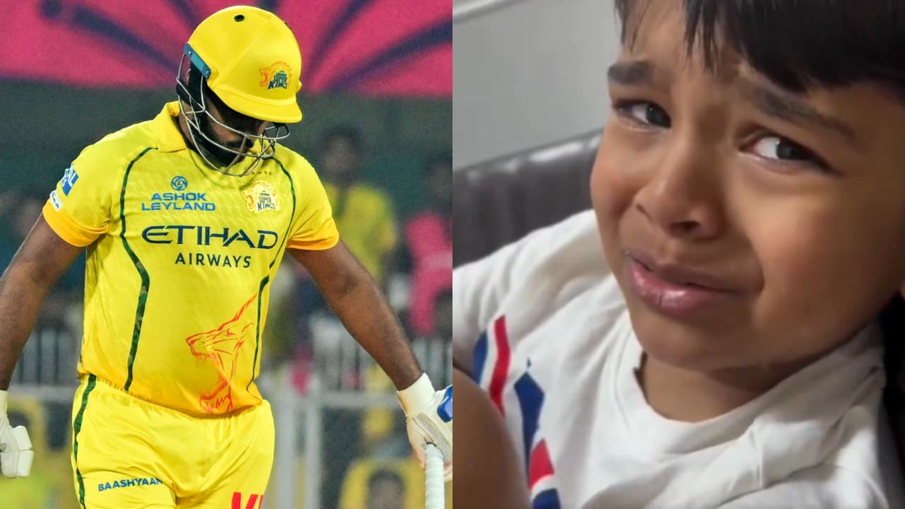 ‘ನಿನ್ನ ಫೋನ್ ಡಿಸ್ಪ್ಲೇ ಹಾಳಾಗಿದೆ, ಇದು ನಿನಗೆ’; ಅಭಿಮಾನಿಗೆ ಹೊಸ ಫೋನ್ ಗಿಫ್ಟ್ ಕೊಟ್ಟ ಸಂಜು ಸ್ಯಾಮ್ಸನ್! | Sanju Samson Gifts New Phone To Fan In Kerala After Spotting Broken Display Kvn ‘ನಿನ್ನ ಫೋನ್ ಡಿಸ್ಪ್ಲೇ ಹಾಳಾಗಿದೆ, ಇದು ನಿನಗೆ’; ಅಭಿಮಾನಿಗೆ ಹೊಸ ಫೋನ್ ಗಿಫ್ಟ್ ಕೊಟ್ಟ ಸಂಜು ಸ್ಯಾಮ್ಸನ್! | Sanju Samson Gifts New Phone To Fan In Kerala After Spotting Broken Display Kvn