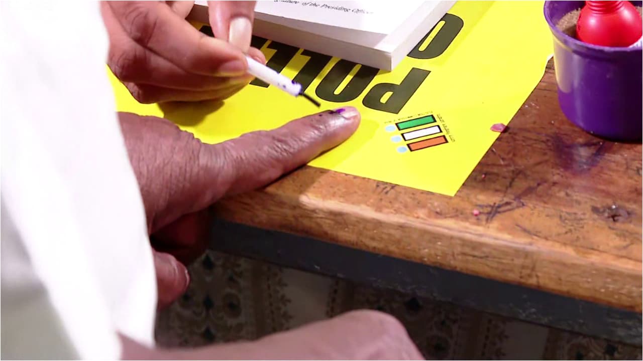 തമിഴ്നാട്ടിലും പശ്ചിമ ബംഗാളിലും പരസ്യപ്രചാരണം ഇന്ന് അവസാനിക്കും; ആത്മവിശ്വാസത്തിൽ മുന്നണികള്‍ - Asianet News Malayalam