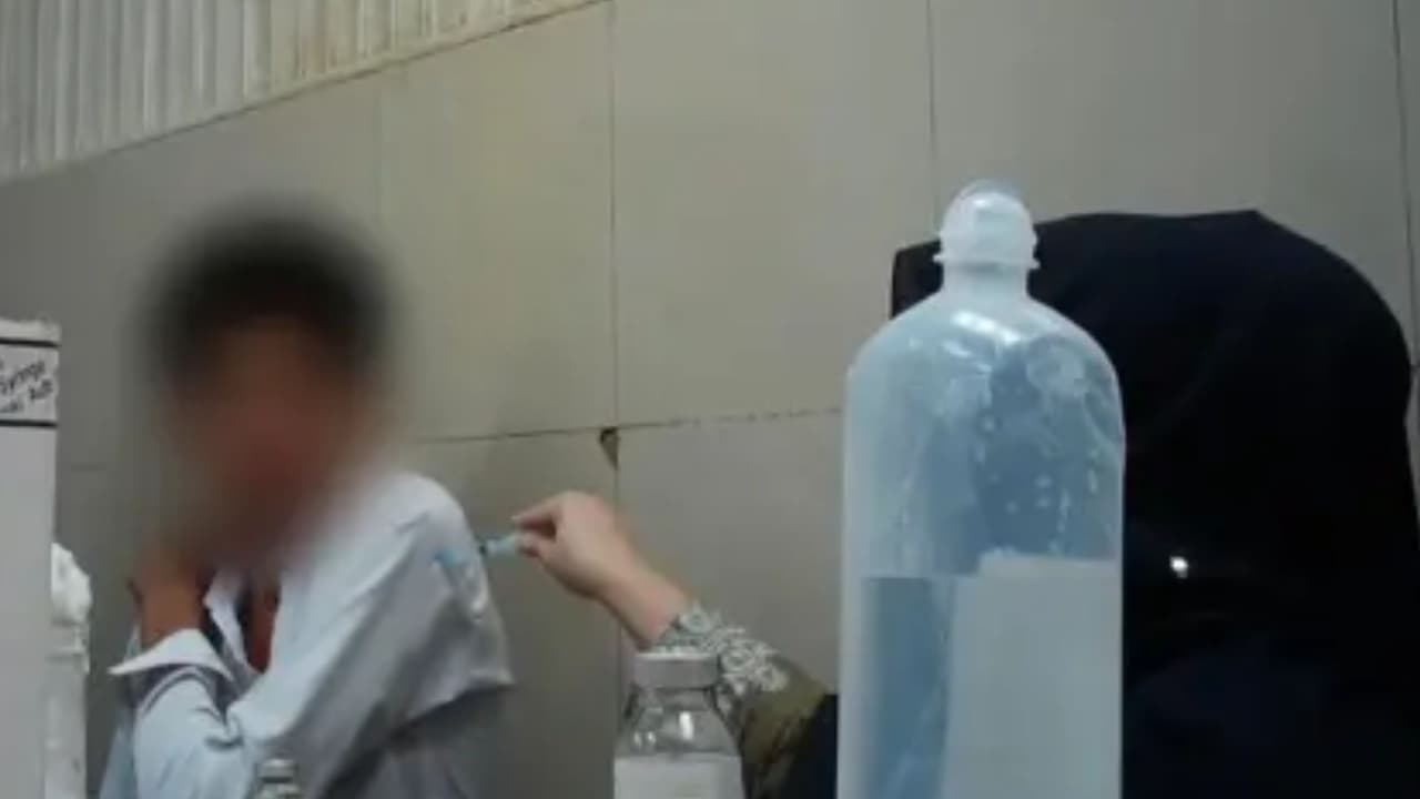 ಒಂದೇ ಸೂಜಿ, ಎಲ್ಲರಿಗೂ ಬಳಕೆ, ಪಾಕಿಸ್ತಾನ ಸರ್ಕಾರಿ ಆಸ್ಪತ್ರೆ ನಿರ್ಲಕ್ಶ್ಯಕ್ಕೆ 300ಕ್ಕೂ ಹೆಚ್ಚು ಮಕ್ಕಳಿಗೆ HIV | Pakistan Child Hiv Outbreak Bbc Undercover Exposes Needle Reuse At Taunsa Hospital ಒಂದೇ ಸೂಜಿ, ಎಲ್ಲರಿಗೂ ಬಳಕೆ, ಪಾಕಿಸ್ತಾನ ಸರ್ಕಾರಿ ಆಸ್ಪತ್ರೆ ನಿರ್ಲಕ್ಶ್ಯಕ್ಕೆ 300ಕ್ಕೂ ಹೆಚ್ಚು ಮಕ್ಕಳಿಗೆ HIV | Pakistan Child Hiv Outbreak Bbc Undercover Exposes Needle Reuse At Taunsa Hospital