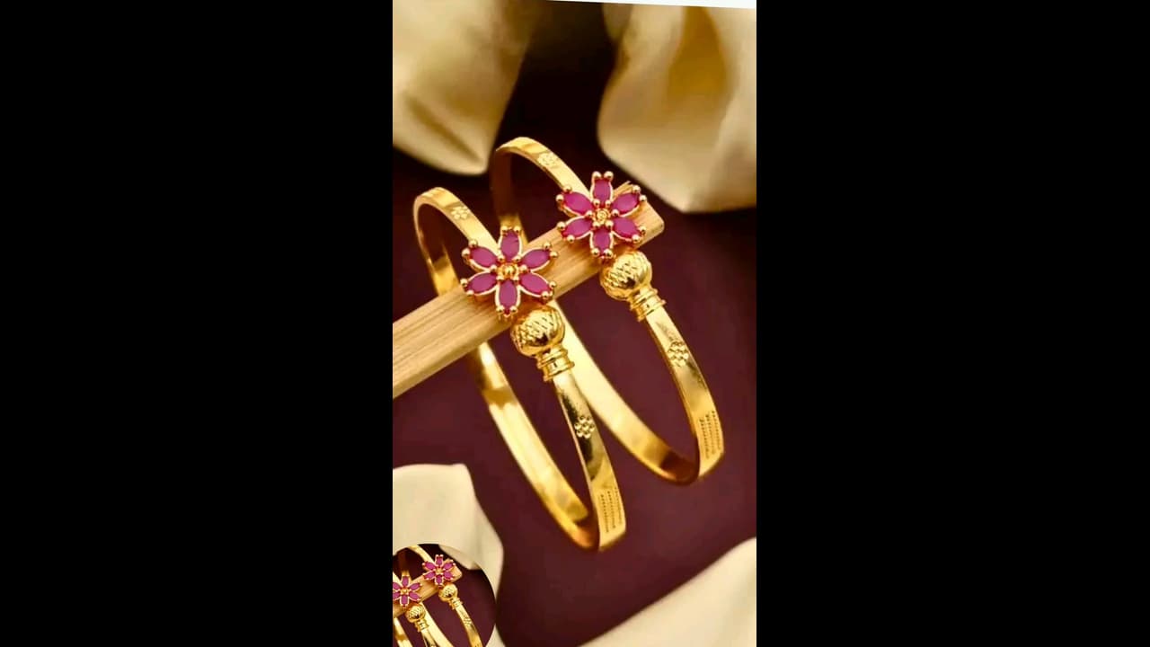Gold Bangles: ಕಣ್ಮನ ಸೆಳೆಯುವ ಚಿನ್ನದ ಬಳೆಗಳ ಡಿಸೈನ್ಸ್ ; ಒಮ್ಮೆ ಟ್ರೈ ಮಾಡಿ