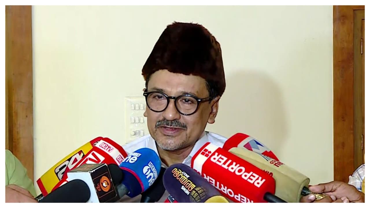 'എക്സിറ്റ് പോളുകളിൽ സതീശന് ലഭിച്ച പിന്തുണ ആളുകളുടെ അഭിപ്രായമാണെന്ന് കരുതുന്നു, മുഖ്യമന്ത്രി പദത്തിലും ജനവികാരം പരി​ഗണിക്കും': സാദിഖലി തങ്ങൾ - Asianet News Malayalam