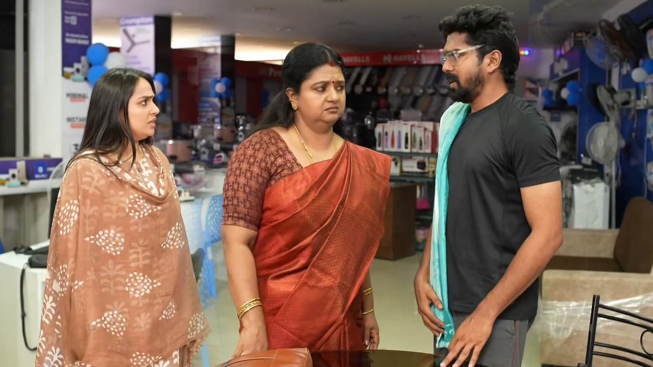 Siragadikka Aasai : ரோகிணியின் பிளானில் மண்ணை அள்ளிப்போட்ட விஜயா... தப்பித்த மனோஜ்..!