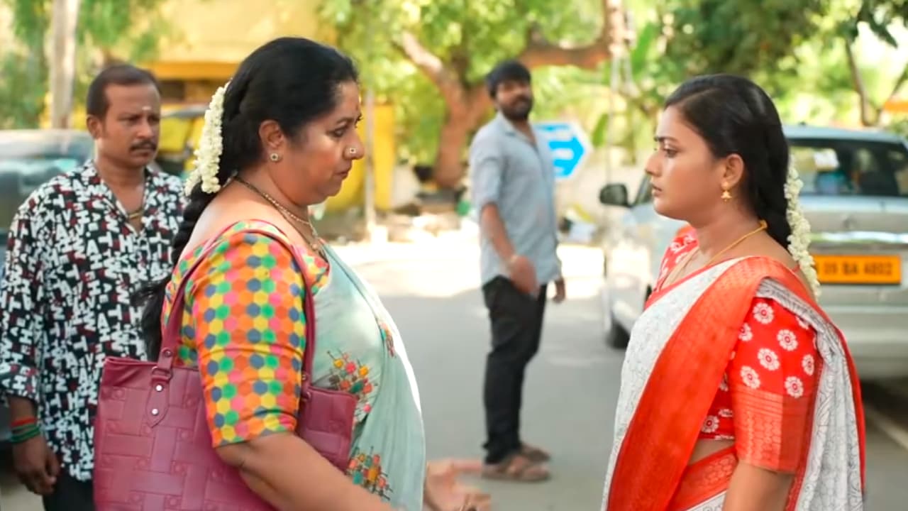 Siragadikka Aasai : பதவி வெறியில் சிந்தாமணி போட்ட டீலிங்... தலைவி பதவியை தூக்கி எறிவாரா மீனா?