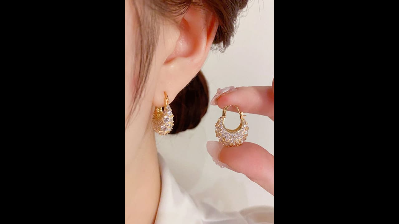 Korean Stud Earrings: ಆಫೀಸ್ ಮತ್ತು ಕ್ಯಾಶುಯಲ್ ಲುಕ್‌ಗೆ ಬೆಸ್ಟ್ ಈ ಕೊರಿಯನ್ ಸ್ಟಡ್ ಕಿವಿಯೋಲೆಗಳು