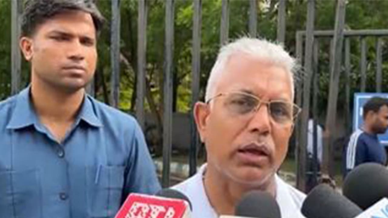 রাঁচির আন্দোলনে রাহুলের ভূমিকা নেই, কটাক্ষ দিলীপের