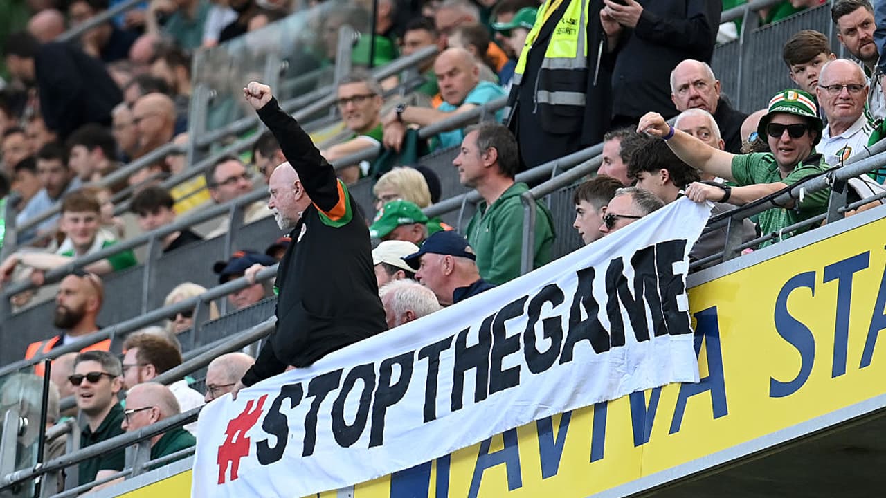 Dublin Friendly Disrupted As Irish Supporters Throw Tennis Balls Urging FAI To Cancel Israel Matches