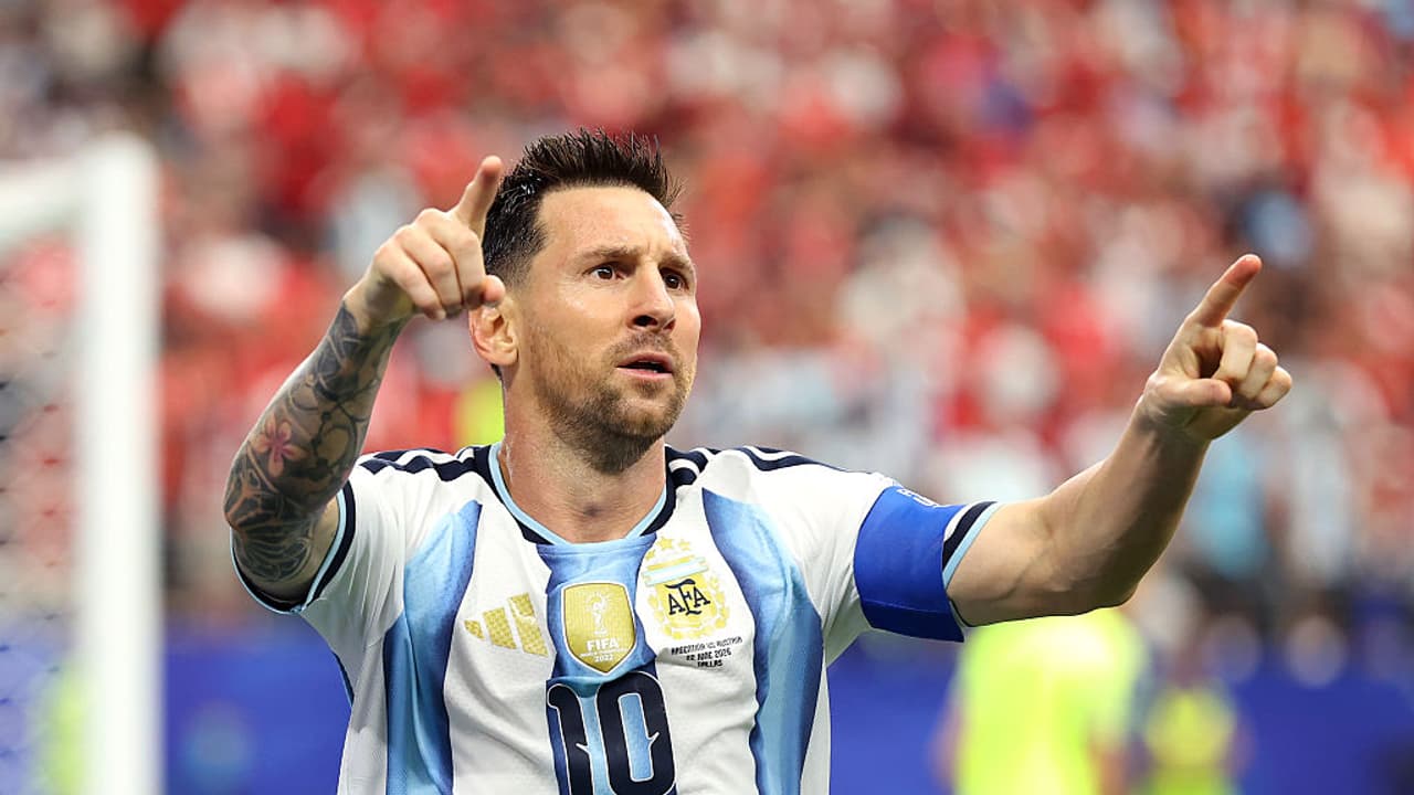 Lionel Messi's FIFA World Cup Destiny: A Record-Breaking Goal Leaves the Football World in Awe