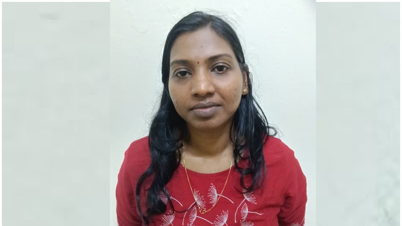 സർവേ കല്ലുകൾ പിഴുത് എറിഞ്ഞ് യുവതിയുടെ പരാക്രമം, തടയാനെത്തിയ വനിതാ പൊലീസുകാരിയെയും വിട്ടില്ല, ആക്രമിച്ചു; ഒടുവിൽ പിടിയിൽ