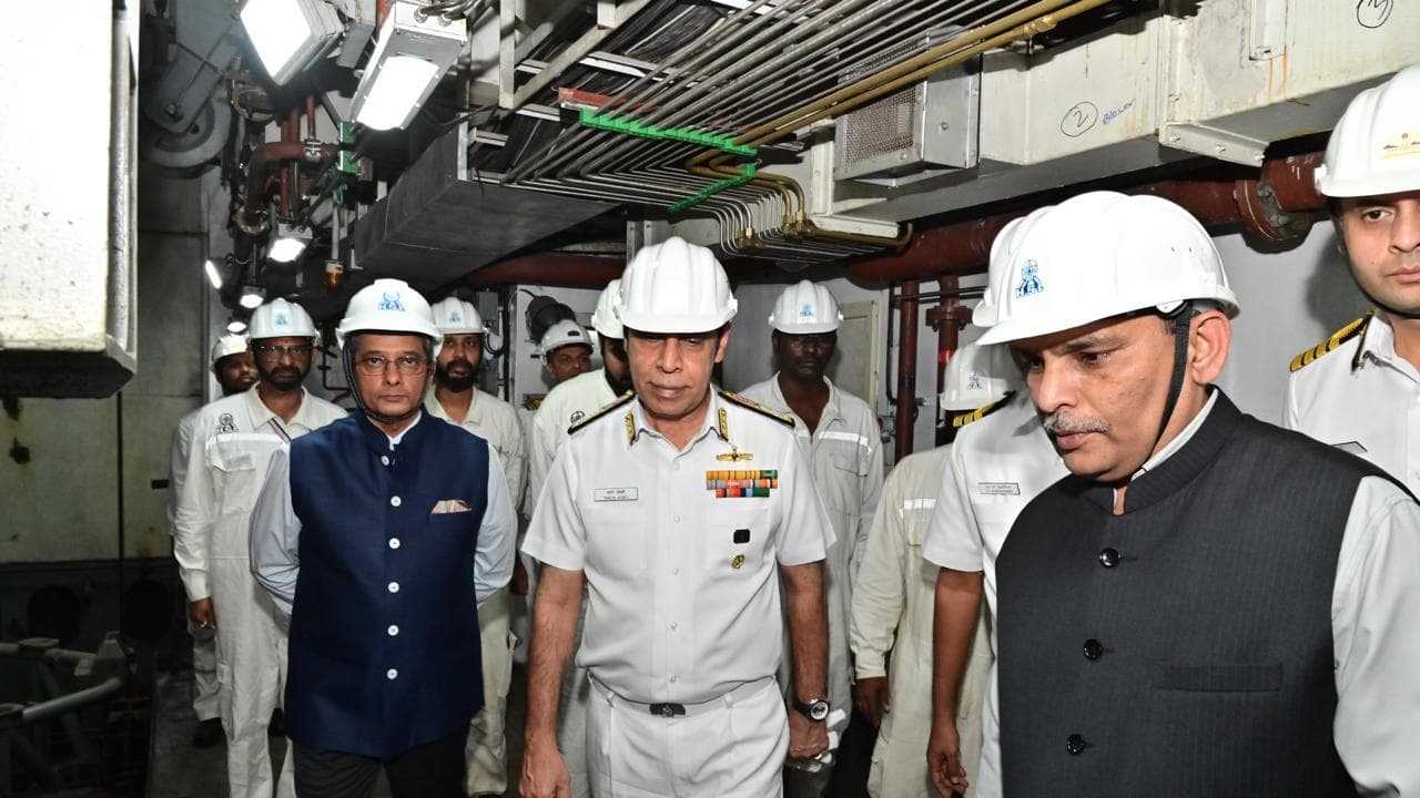 Indian Navy Looks To HSL As Long-Term Shipbuilding Partner