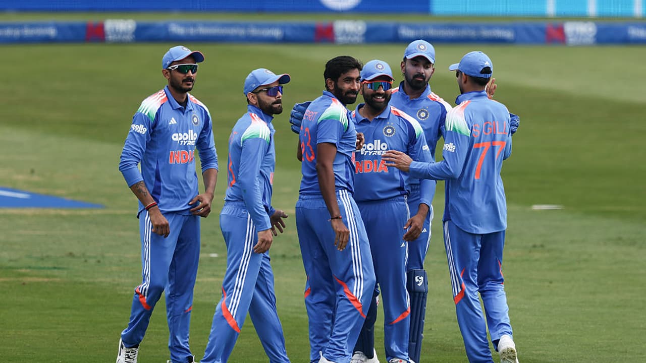 ENG vs IND, 1st ODI: Rohit Sharma’s Tactical Intervention Sees Jasprit Bumrah Dismiss Harry Brook (WATCH)