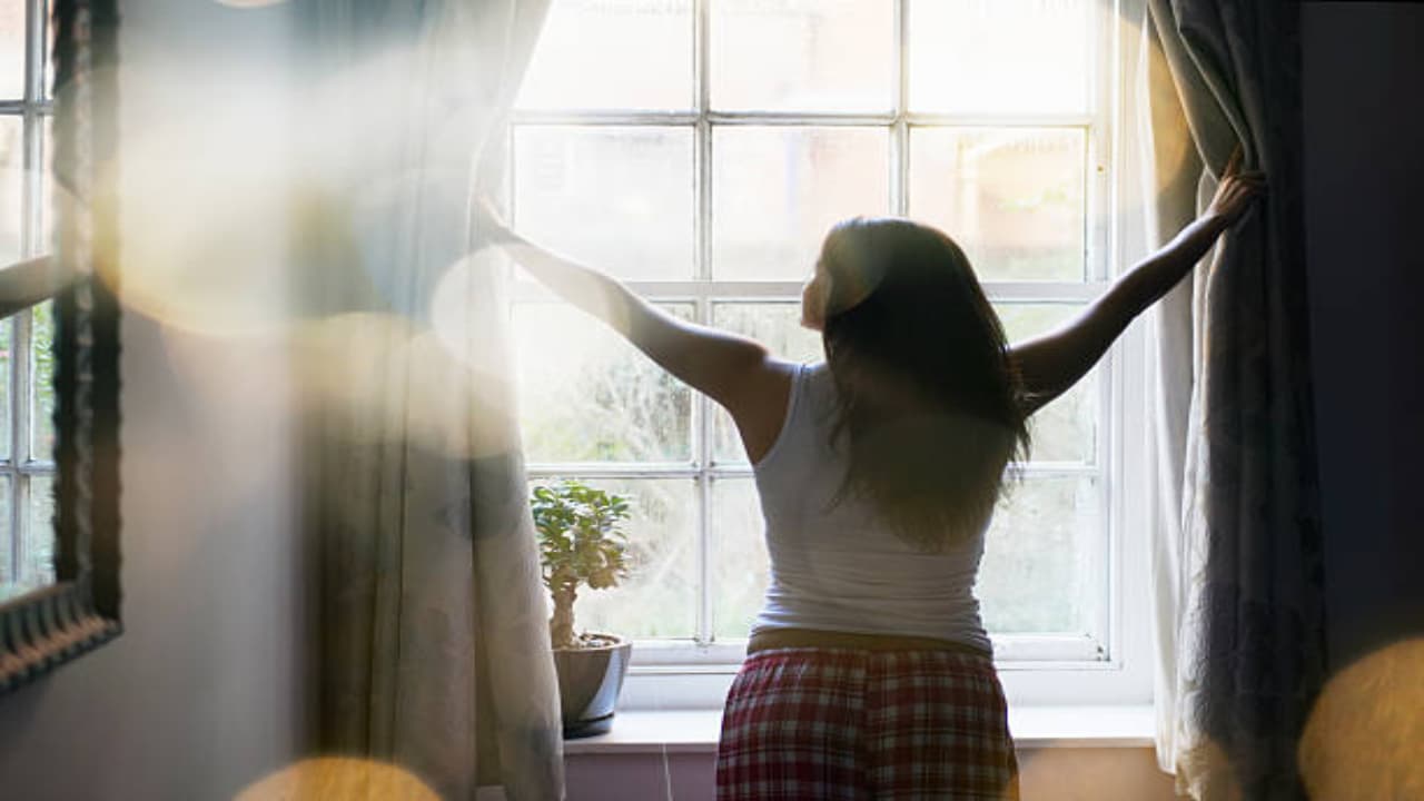 Sunlight Benefits : தினமும் 10 நிமிடம் காலை வெயிலில் நின்றால் தூக்கமும் மனநிலையும் எப்படி மேம்படும்?