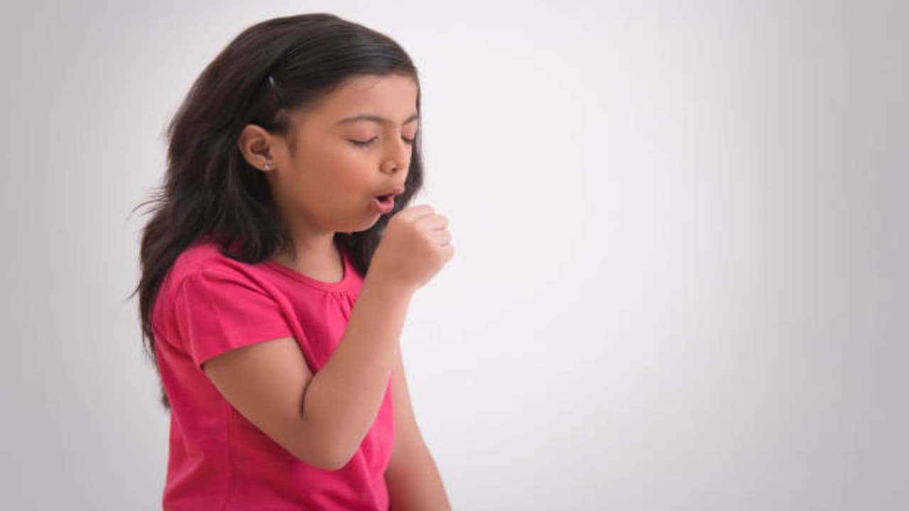 மழைக்கால இருமலுக்கு மருத்துவர் சீட்டு இன்றி மருந்து தர மறுப்பு