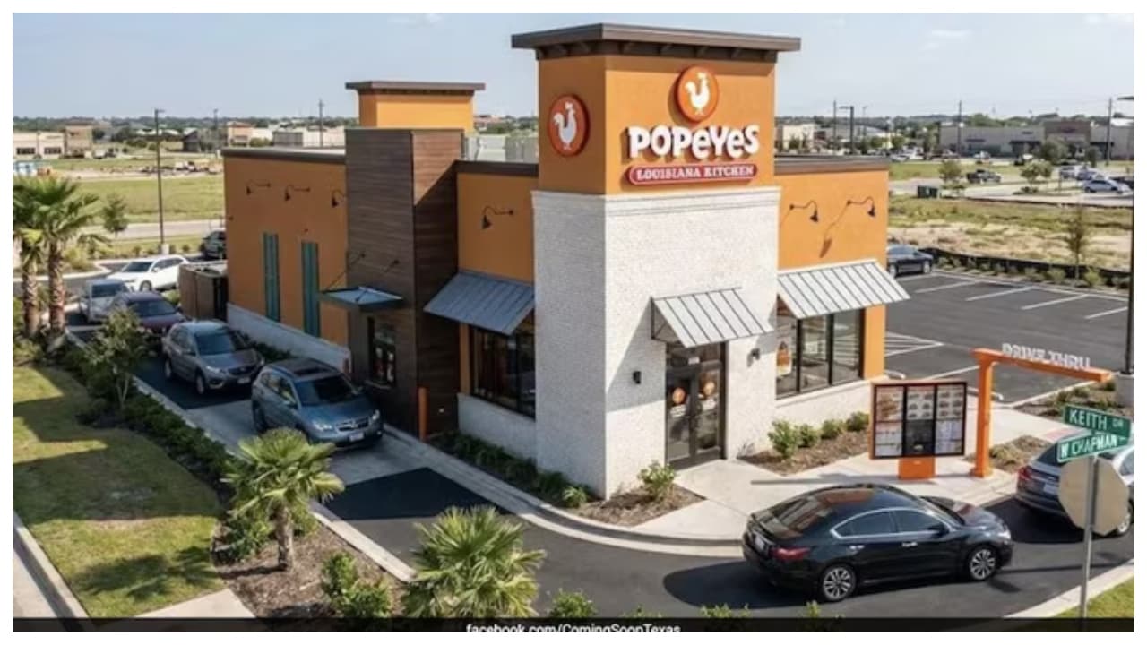 w-1280,h-720,format-jpg,imgid-01kzdd63bxy0d565yz50vshyep,imgname-popeyes-1786082692477.jpg