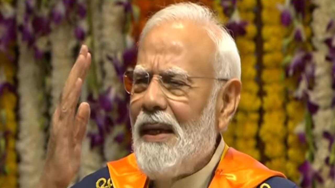 আইআইটি দিল্লির সমাবর্তনে মোদী, শিক্ষক-কর্মীদের ধন্যবাদ জানানোর বার্তা