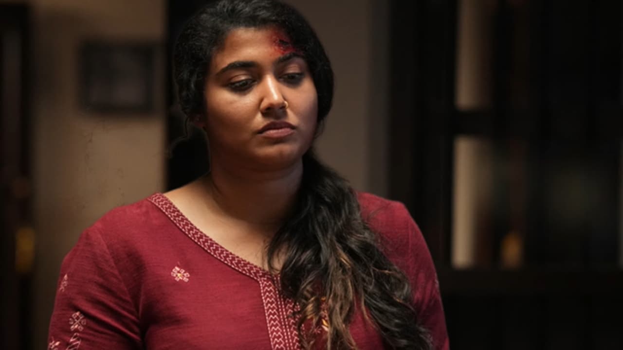 വിസ്മയ മോഹൻലാൽ ചിത്രം 'തുടക്ക'ത്തിലെ 'മുറിവുകൾ..' ഗാനം റിലീസ് ചെയ്തു