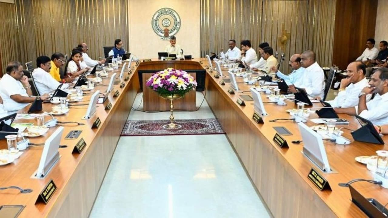 ఏపీ ప్రభుత్వ శాఖల్లో 10,060 పోస్టుల భర్తీకి కేబినెట్ ఆమోదం