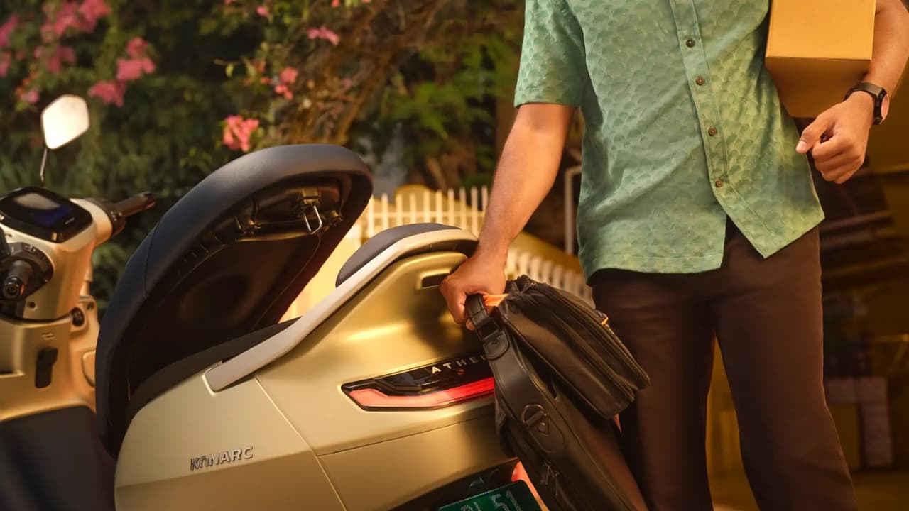 w-1280,h-720,format-jpg,imgid-01m1bd0hmyt74qb7hg2hnq96a4,imgname-ather-konarc-electric-scooter--4--1788162885278.jpeg