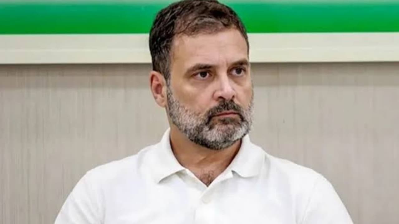 Rahul Gandhi: சாதி ரீதியான சர்ச்சை பேச்சு? ராகுல் காந்தி மீது பாய்ந்தது வழக்கு!