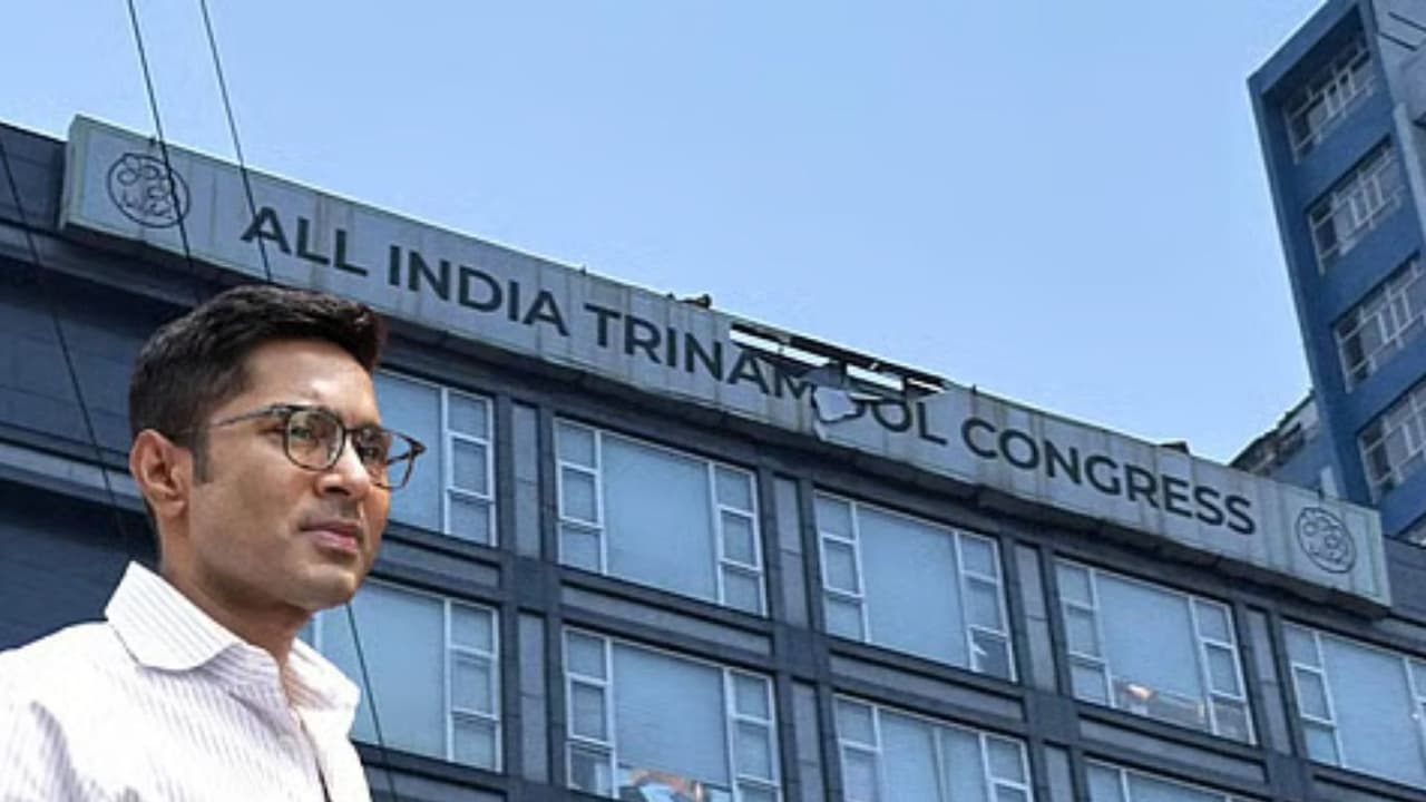 Abhishek Banerjee: বুধে ফের শেক্সপিয়র সরণি থানায় তলব, আজও কী হাজিরা এড়াবেন অভিষেক বন্দ্যোপাধ্যায়?