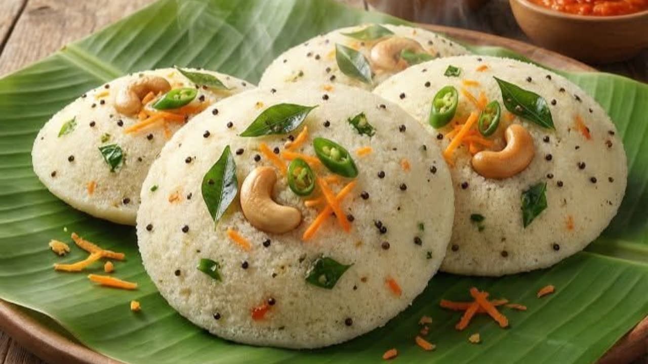 இட்லியின் தோற்றம் குறித்த பல கோட்பாடுகள்: ஆய்வுகள் என்ன சொல்கின்றன?