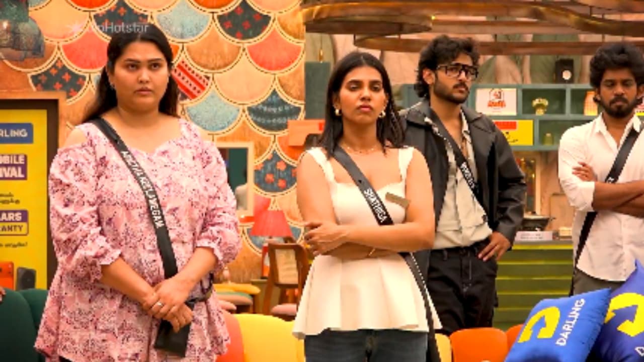 பிக்பாஸ் போட்டியாளர்கள் தோளில் தொங்கும் பேக்! உள்ள என்ன இருக்கு தெரியுமா? 99% பேருக்கு தெரியாத ரகசியம்!