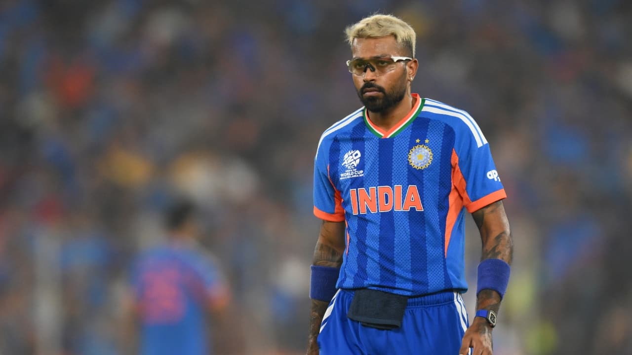 ഇന്ത്യക്ക് വൻ തിരിച്ചടി, ഹാർദിക് പാണ്ഡ്യക്ക് വീണ്ടും പരിക്ക്; ന്യൂസിലൻഡ് പരമ്പരയിൽ നിന്നും പുറത്ത്