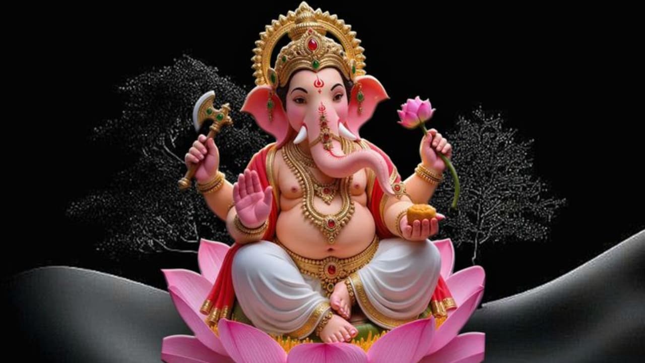 Vinayagar Name: விநாயகரின் 12 பெயர்களை சொன்னால் என்ன பலன்? தெரிந்துகொள்ள வேண்டிய ஆன்மிக ரகசியம்!