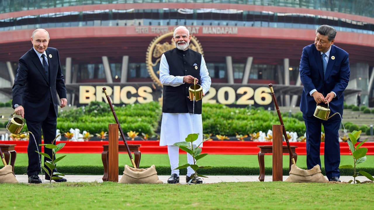 BRICS 2026: पहले दिन की 10 सबसे दमदार तस्वीरें, एक फ्रेम में दिखे मोदी-जिनपिंग-पुतिन