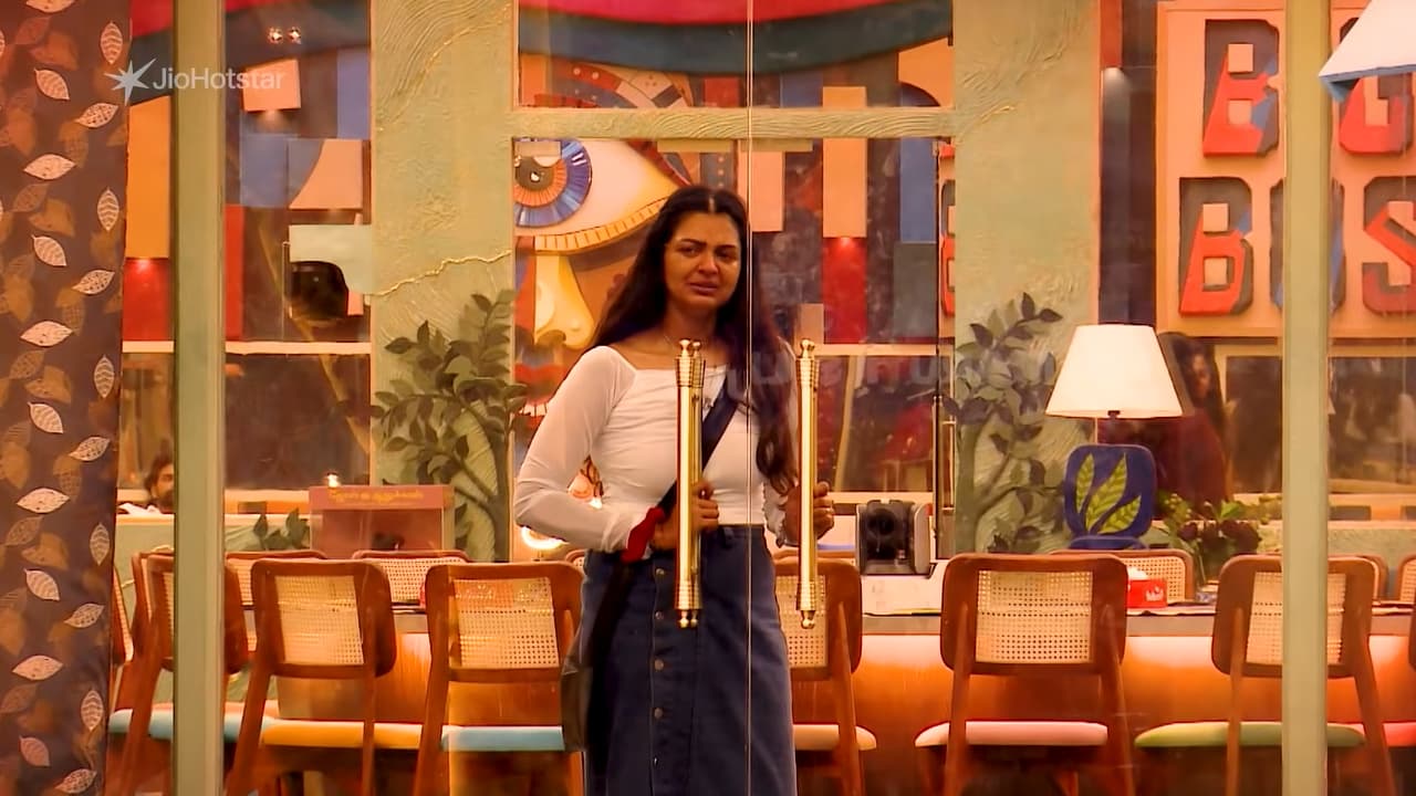 பிக் பாஸ் வீட்டை விட்டு வெளியேற கதறிய ஆனந்தி