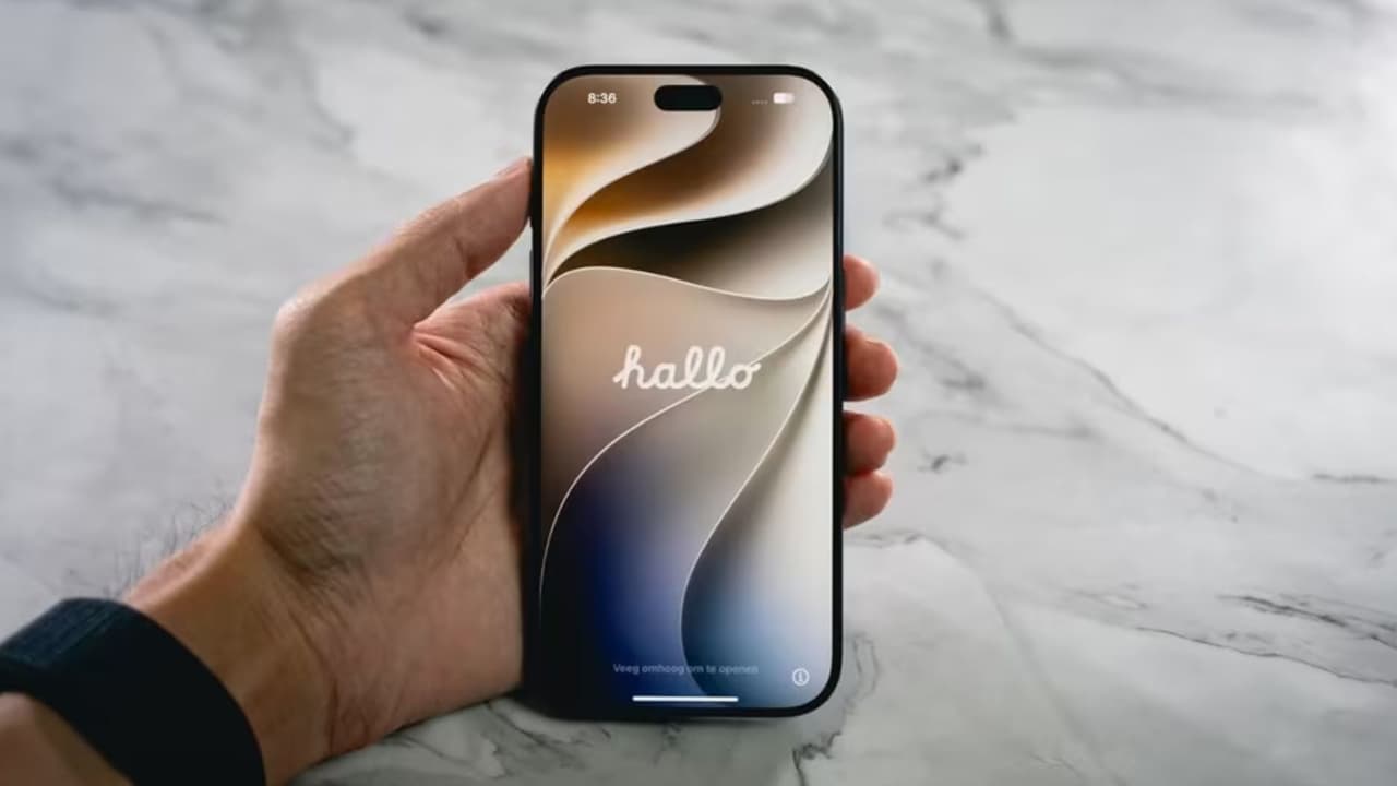 ₹ ಲಕ್ಷಾಂತರ ಕೊಟ್ಟು iPhone 18 Pro ಖರೀದಿಸಿದವರಿಗೆ ಬಿಗ್ ಶಾಕ್! ಫೋನ್‌ ಇದ್ದಕ್ಕಿದ್ದಂತೆ ರಿಸ್ಟಾರ್ಟ್ ಆಗ್ತಿರೋದ್ಯಾಕೆ?