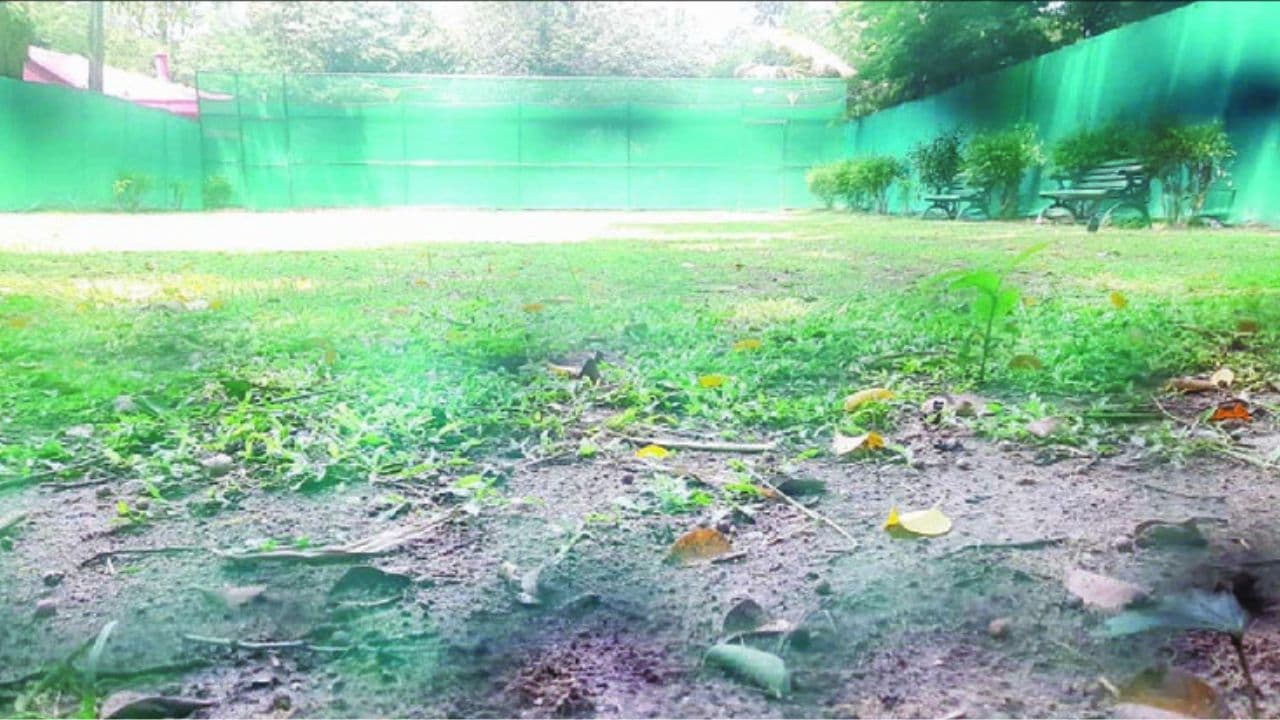 Unauthorized tennis court reconstruction in Lalbagh raises concerns over historical preservation