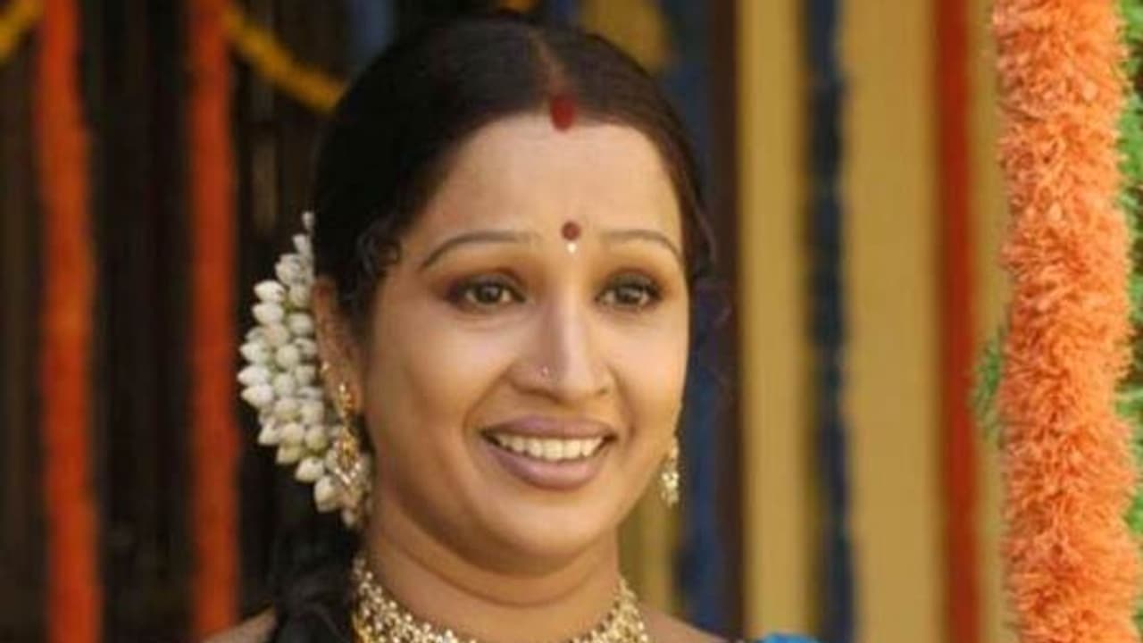 నటి రాగిణి: 13 ఏళ్లకే పెళ్లి, 14 ఏళ్లకే తల్లి