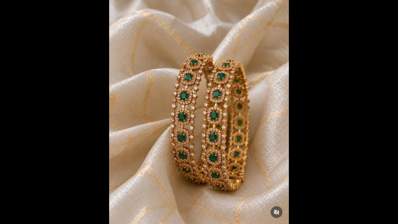 Gold Bangles: ನಿಮ್ಮ ಕೈಗಳ ಅಂದವನ್ನು ಹೆಚ್ಚಿಸುವ ಸುಂದರ ಬಳೆಗಳ ಡಿಸೈನ್ ಇಲ್ಲಿದೆ