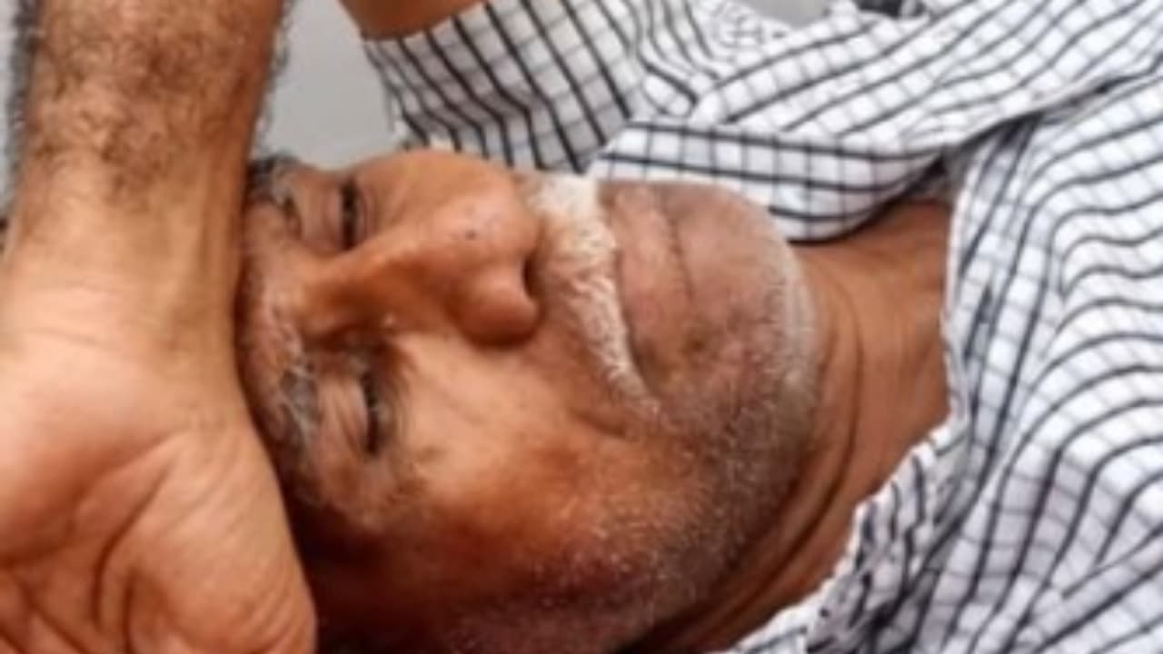 സ്കൂട്ടറില് സഞ്ചരിക്കുകയായിരുന്ന വയോധികനെ ഇടിച്ചിട്ട് ലോറി; അപകട ശേഷം നിര്ത്താതെ ഓടിച്ചുപോയി