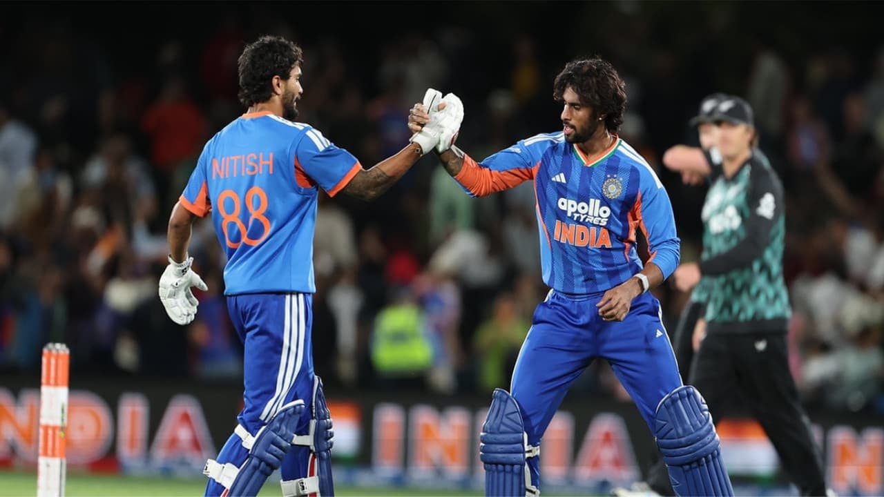 IND vs NZ 2nd T20: இளம் தோனி வந்தாச்சு.. ருத்ரதாண்டவமாடிய திலக் வர்மா.. இந்திய அணி த்ரில் வெற்றி!